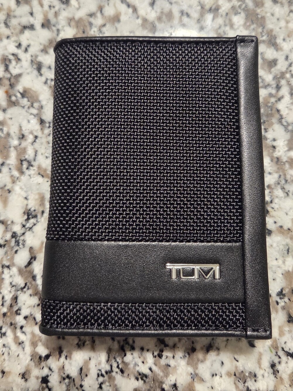 NWT Tumi Alpha Slg Folding Card Case Black Mesh and Leather Bi-Fold Card Holder